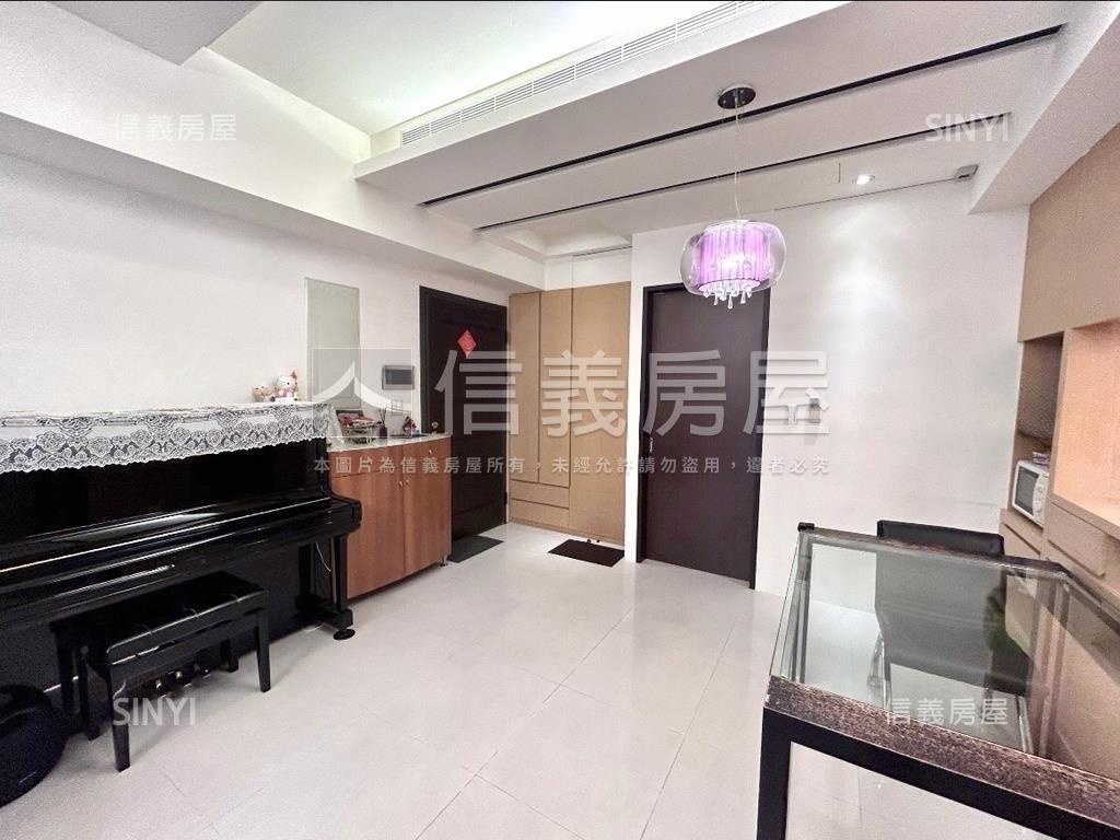 力麒京棧三房平車稀有釋出房屋室內格局與周邊環境
