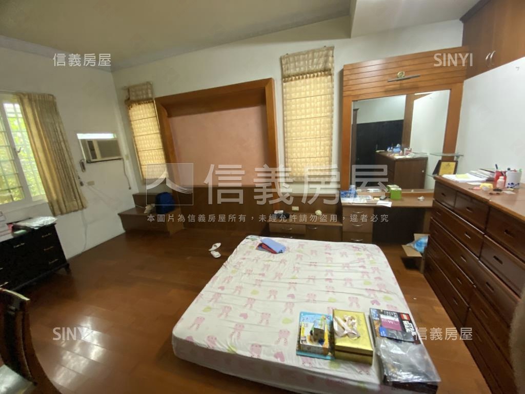 近交流道大農舍優質透天房屋室內格局與周邊環境