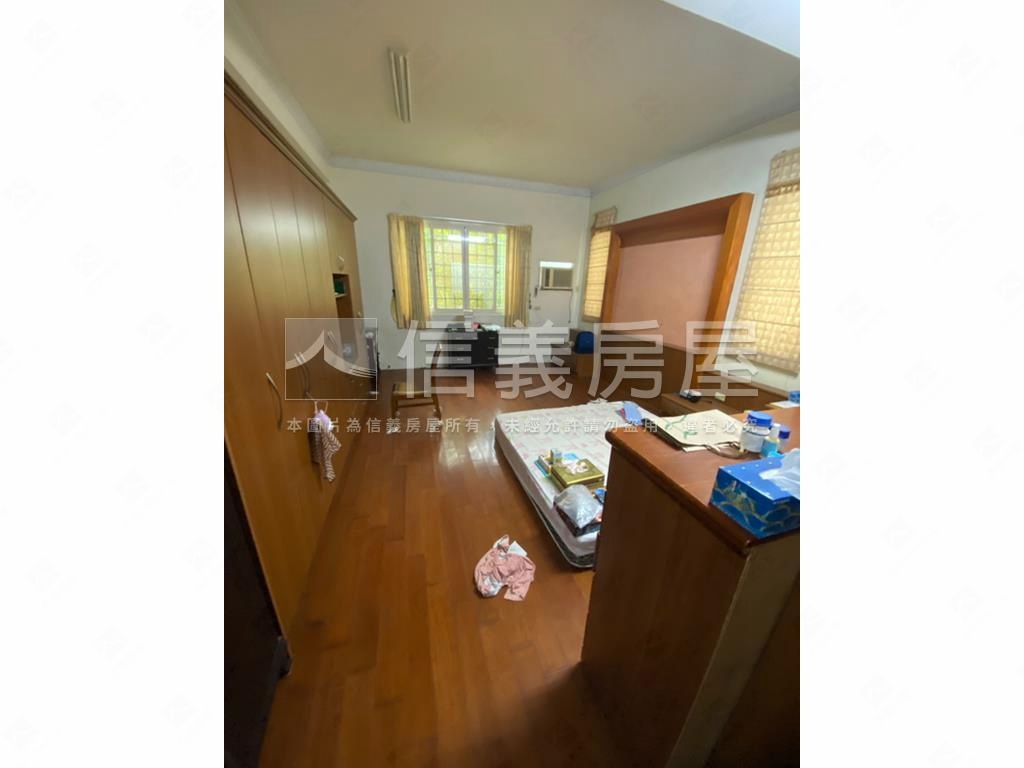 近交流道大農舍優質透天房屋室內格局與周邊環境