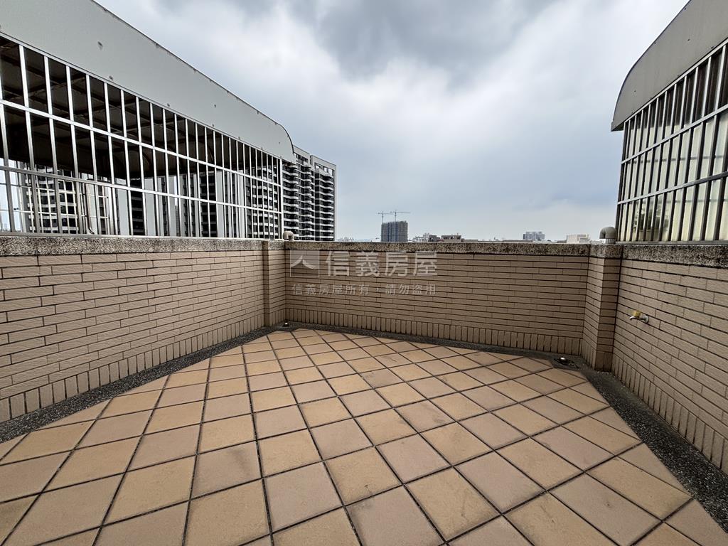 鳳山區｜和成路｜透店房屋室內格局與周邊環境