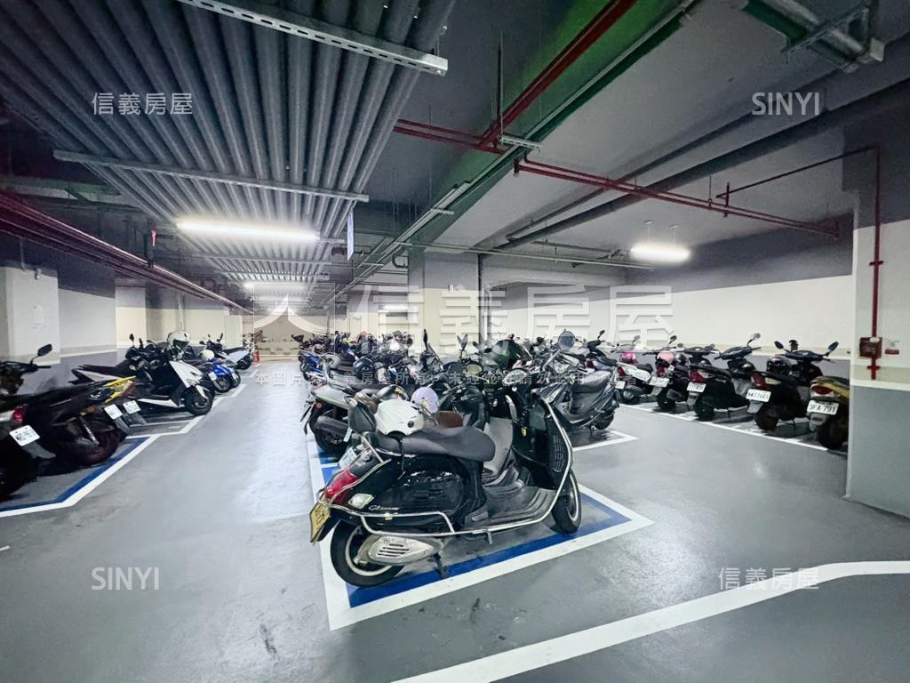 繽麗高樓三房車位房屋室內格局與周邊環境