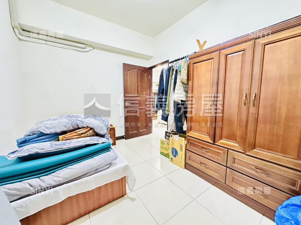 南勢角站孩子王３房房屋室內格局與周邊環境