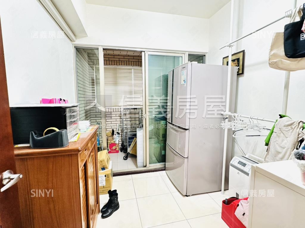 南勢角站孩子王３房房屋室內格局與周邊環境