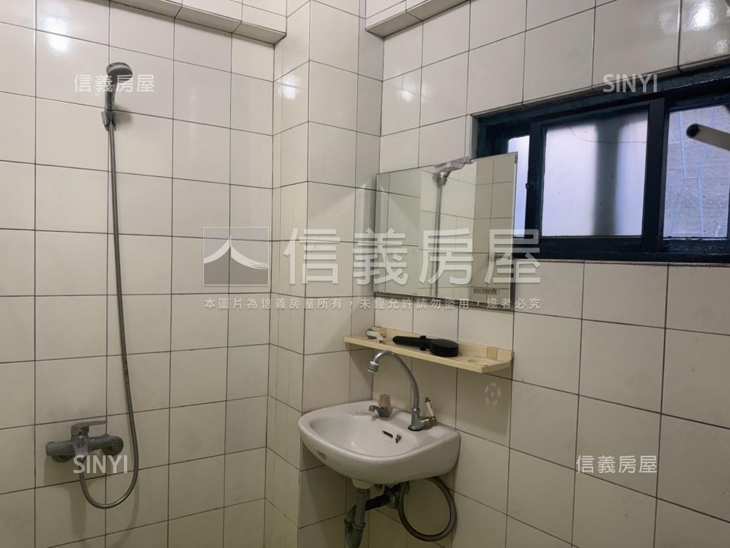府城光影透天Ⅱ房屋室內格局與周邊環境