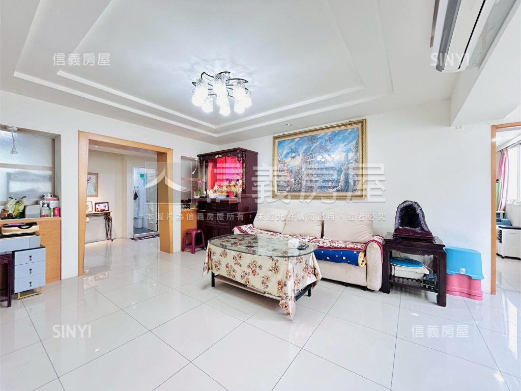 西門運動場電梯華廈房屋室內格局與周邊環境