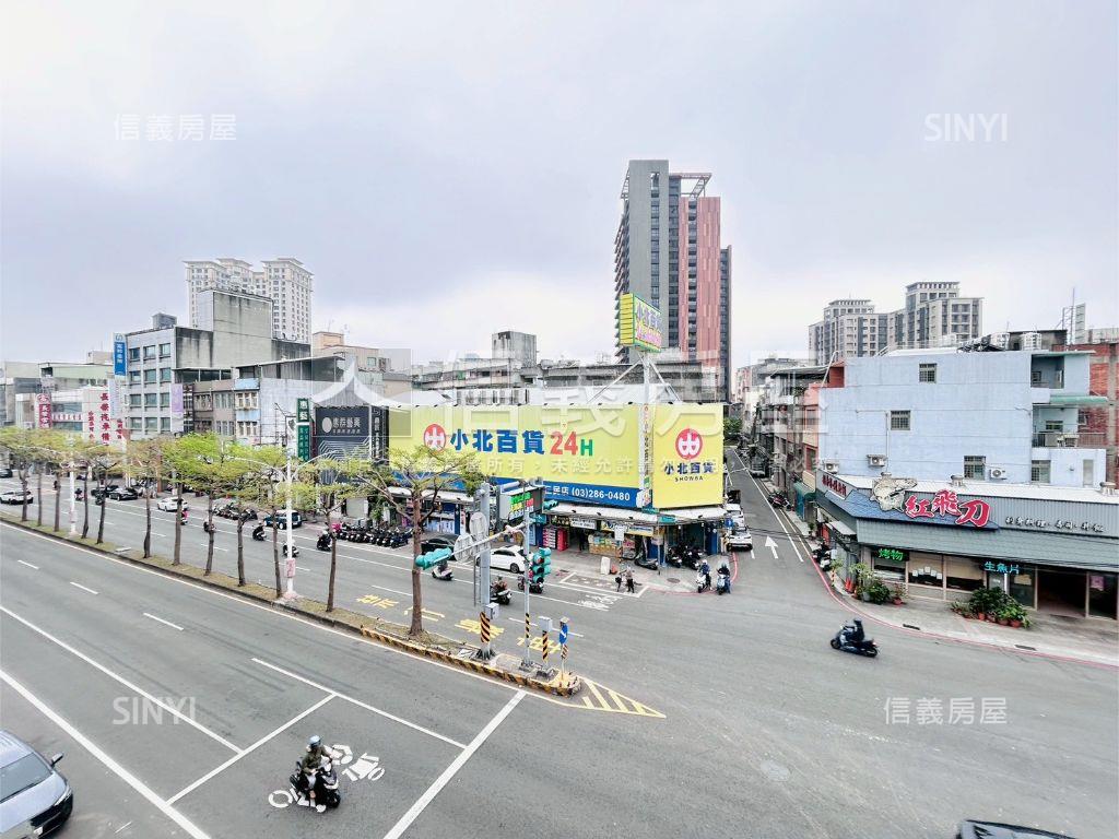 西門運動場電梯華廈房屋室內格局與周邊環境