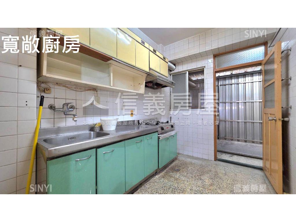 中山國中捷運面寬住辦一樓房屋室內格局與周邊環境