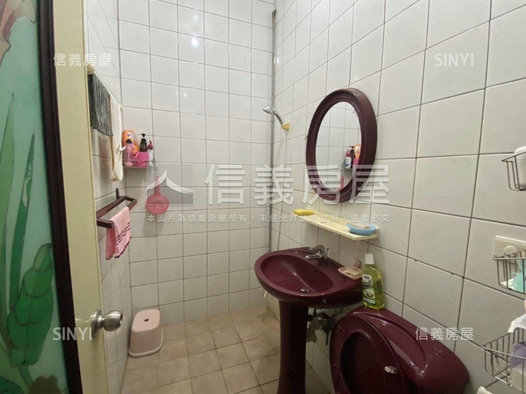 美屋３樓搭配坡平車位房屋室內格局與周邊環境