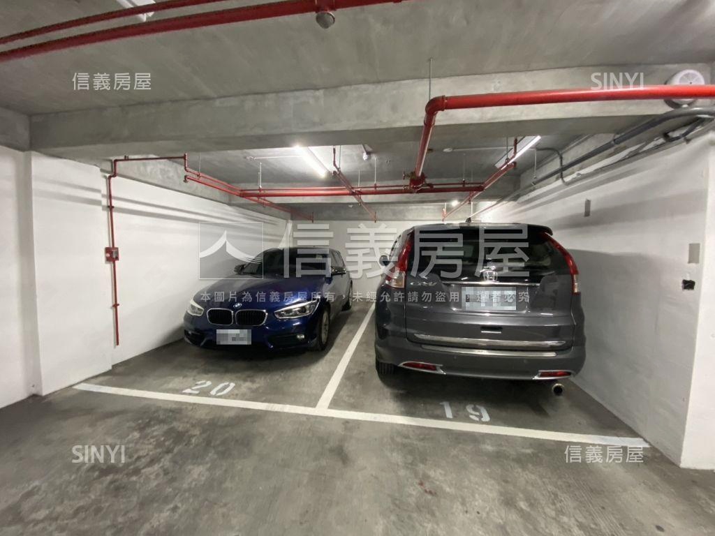 美屋３樓搭配坡平車位房屋室內格局與周邊環境