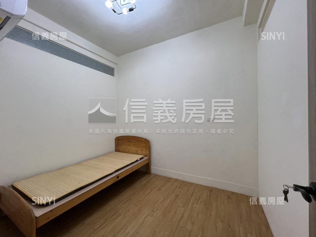 近振興公園翻新獨院墅房屋室內格局與周邊環境