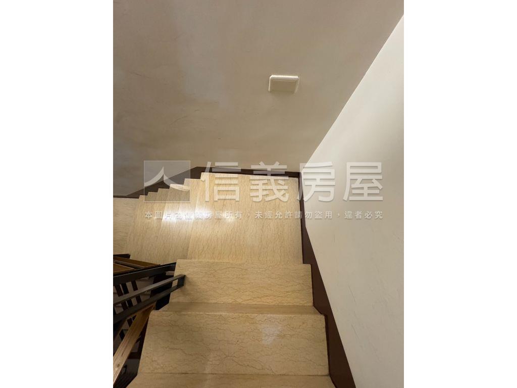 東方之星奢華珍寶房屋室內格局與周邊環境