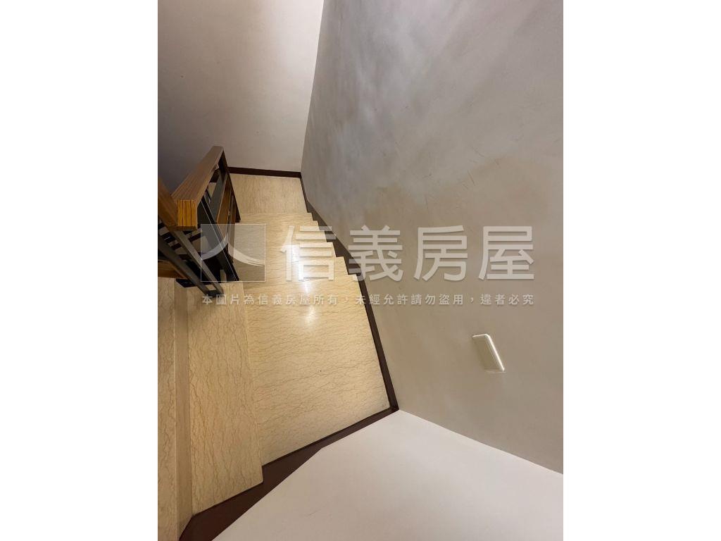 東方之星奢華珍寶房屋室內格局與周邊環境
