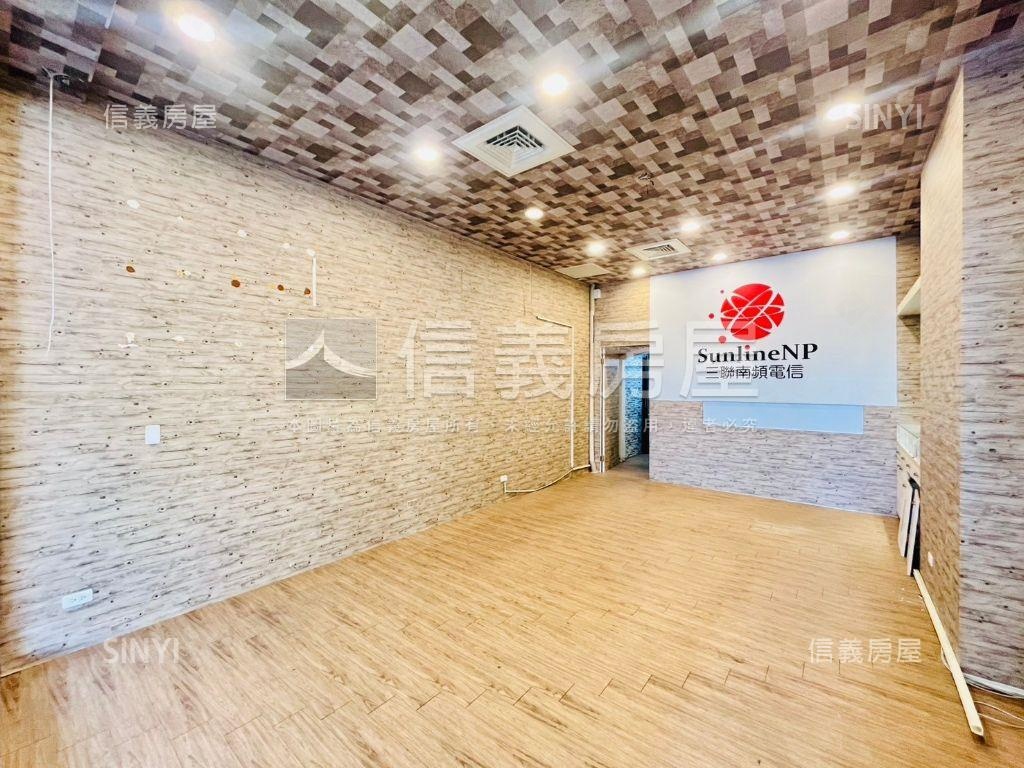 ＶＲ向上南路稀有✦金店面房屋室內格局與周邊環境