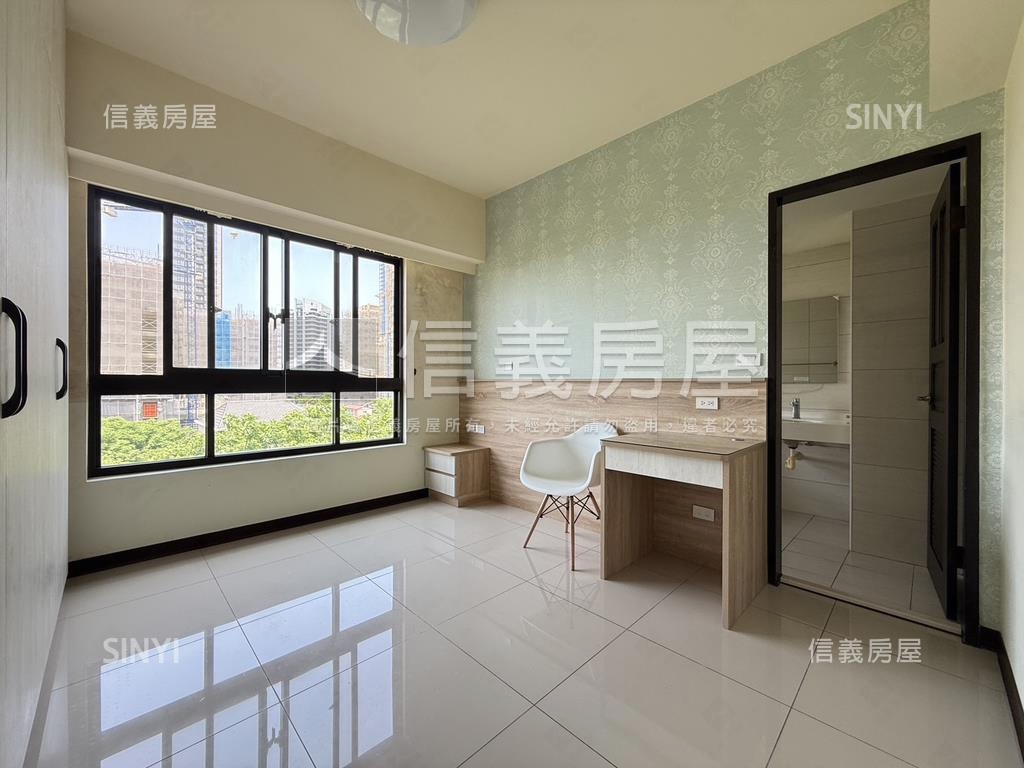 青埔公園景觀三房雙車位房屋室內格局與周邊環境