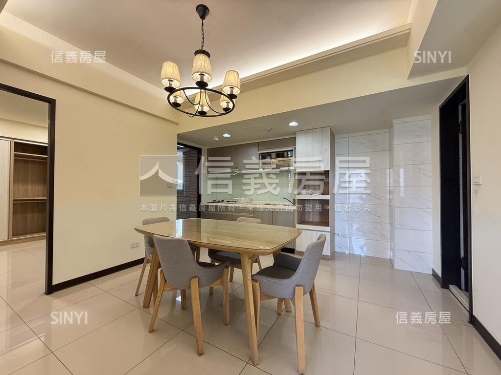 青埔公園景觀三房雙車位房屋室內格局與周邊環境