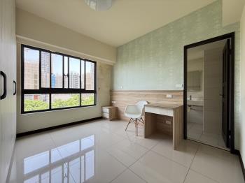 青埔公園景觀三房雙車位