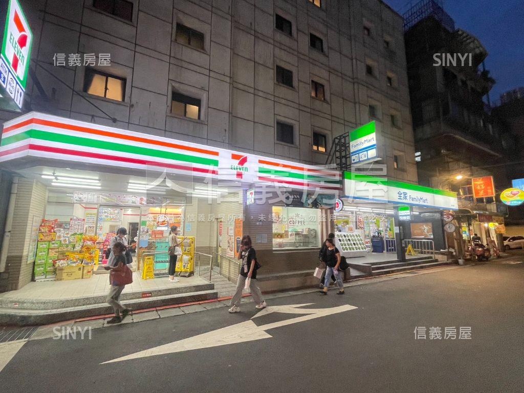 信義微風捷運店面房屋室內格局與周邊環境