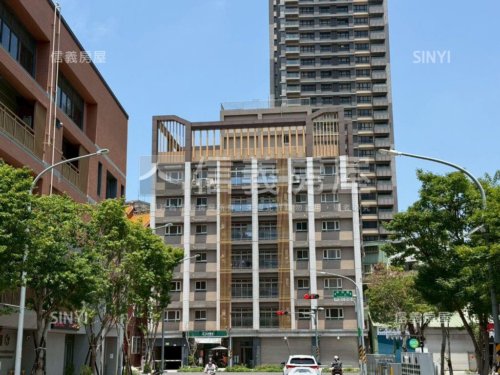 富耀中央寬敞採光四房車位房屋室內格局與周邊環境