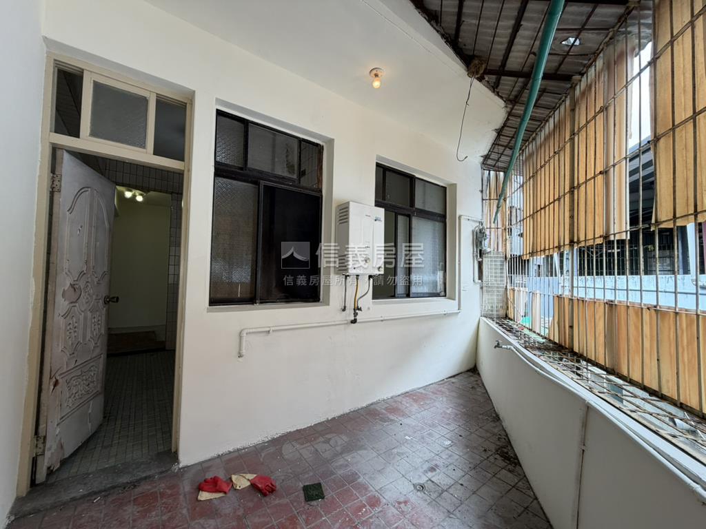 四房陽光公寓房屋室內格局與周邊環境