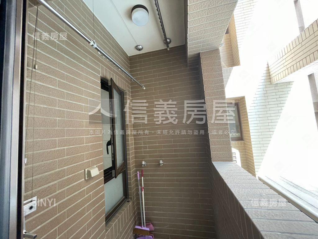 霧峰近國道兩房兩衛美屋房屋室內格局與周邊環境