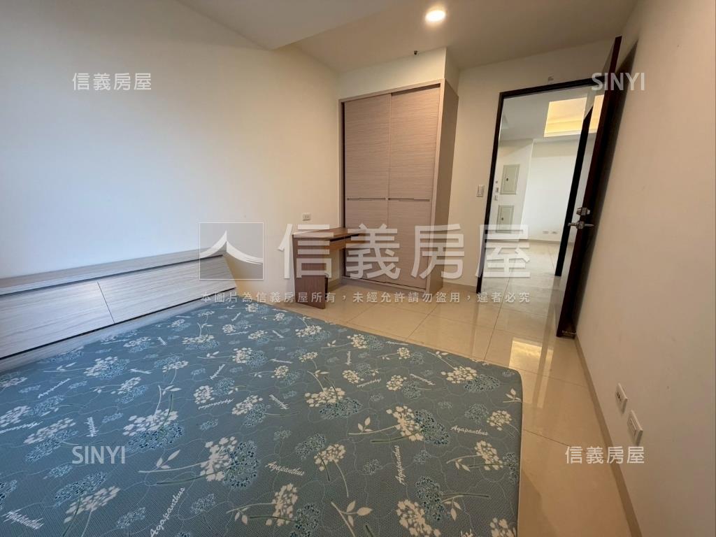 龍騰鑫市政菁英特區美三房房屋室內格局與周邊環境