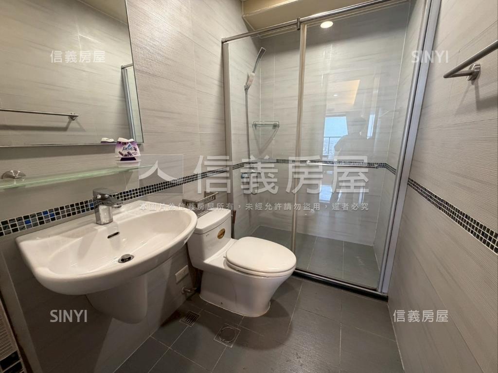 龍騰鑫市政菁英特區美三房房屋室內格局與周邊環境