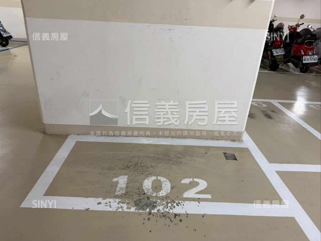 龍騰鑫市政菁英特區美三房房屋室內格局與周邊環境