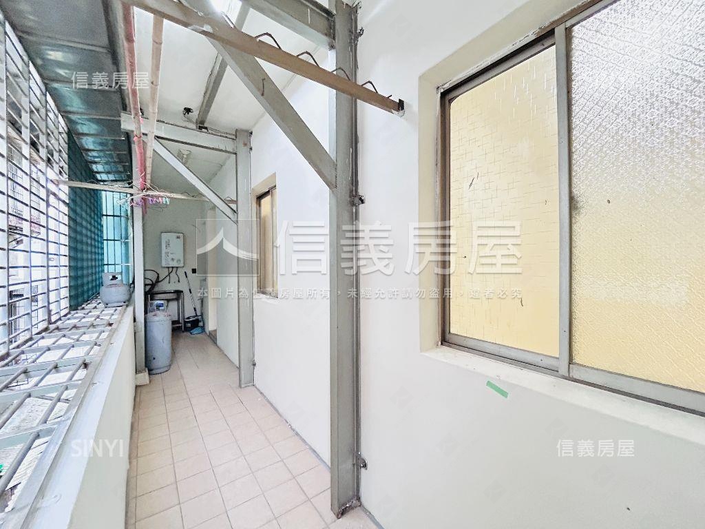 舒居美寓近未來棕線房屋室內格局與周邊環境