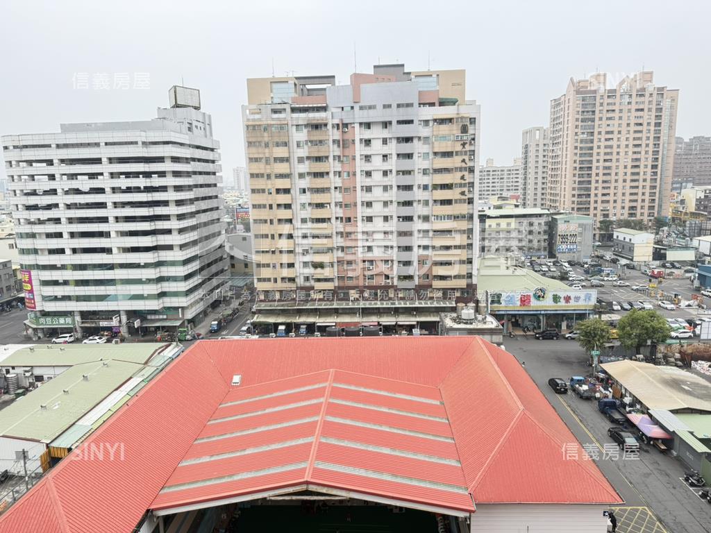 五甲商圈大喜市３房車位房屋室內格局與周邊環境