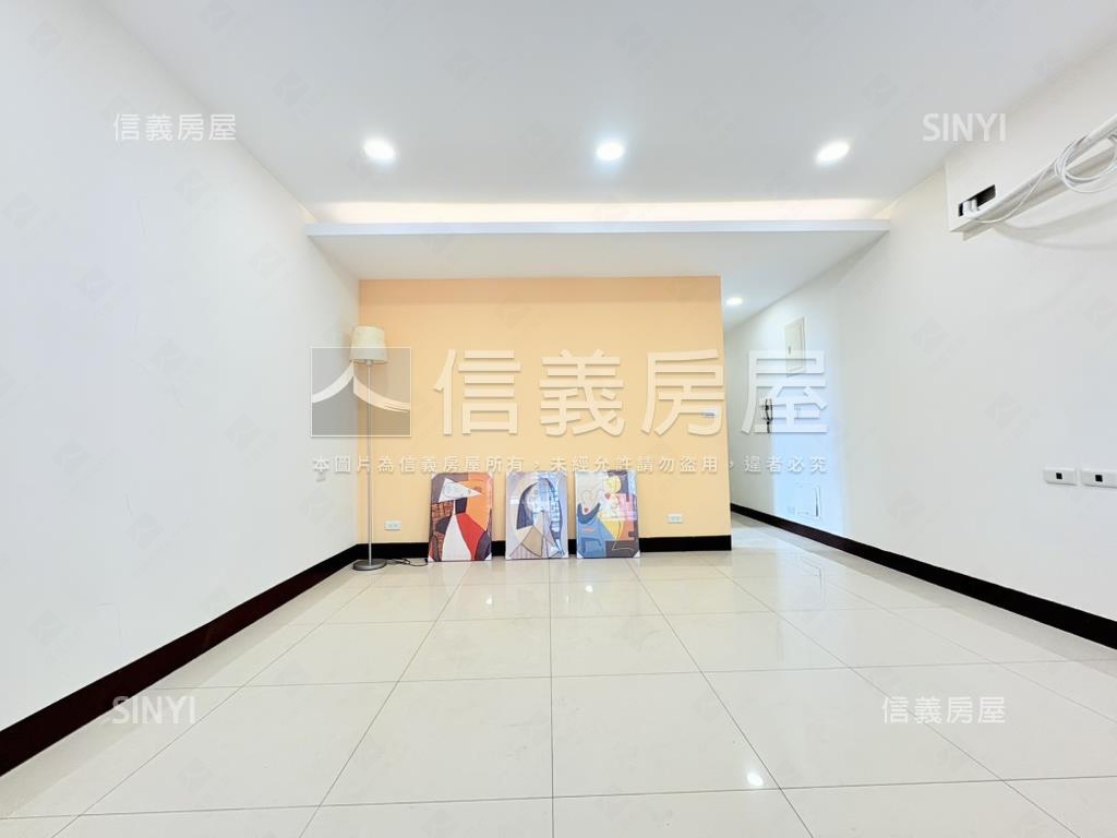 三民捷運邊間美寓房屋室內格局與周邊環境