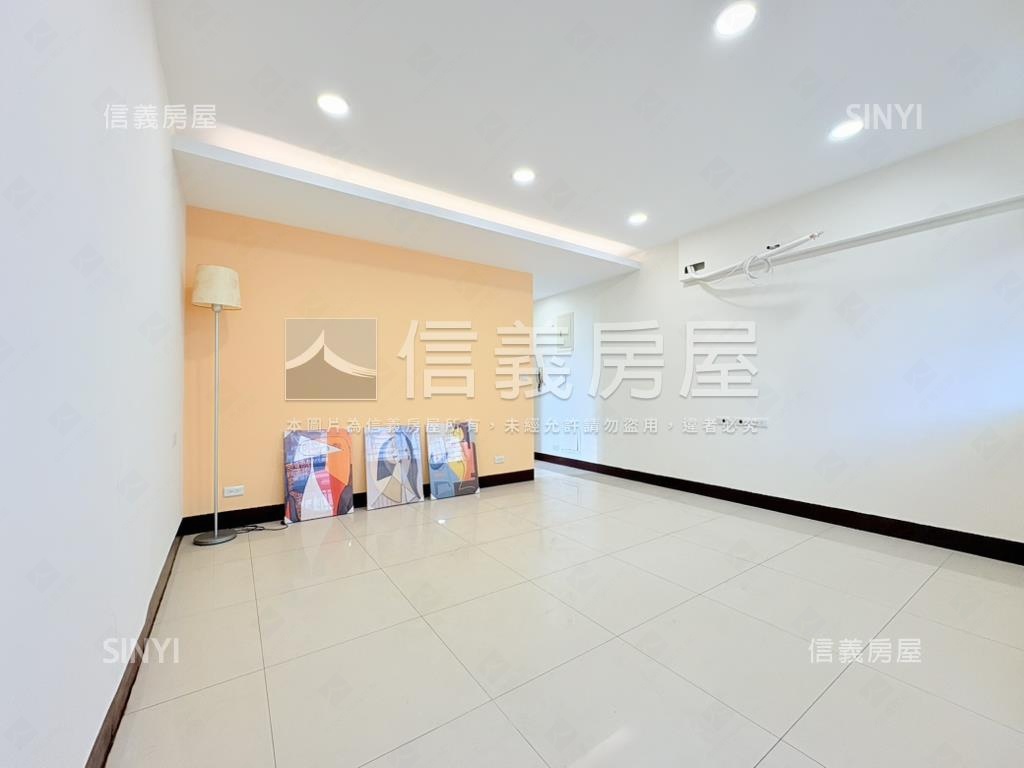 三民捷運邊間美寓房屋室內格局與周邊環境