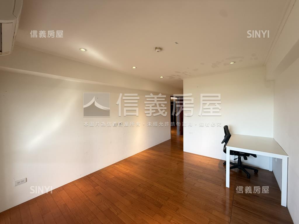 『楓丹白露』三房稀有釋出房屋室內格局與周邊環境