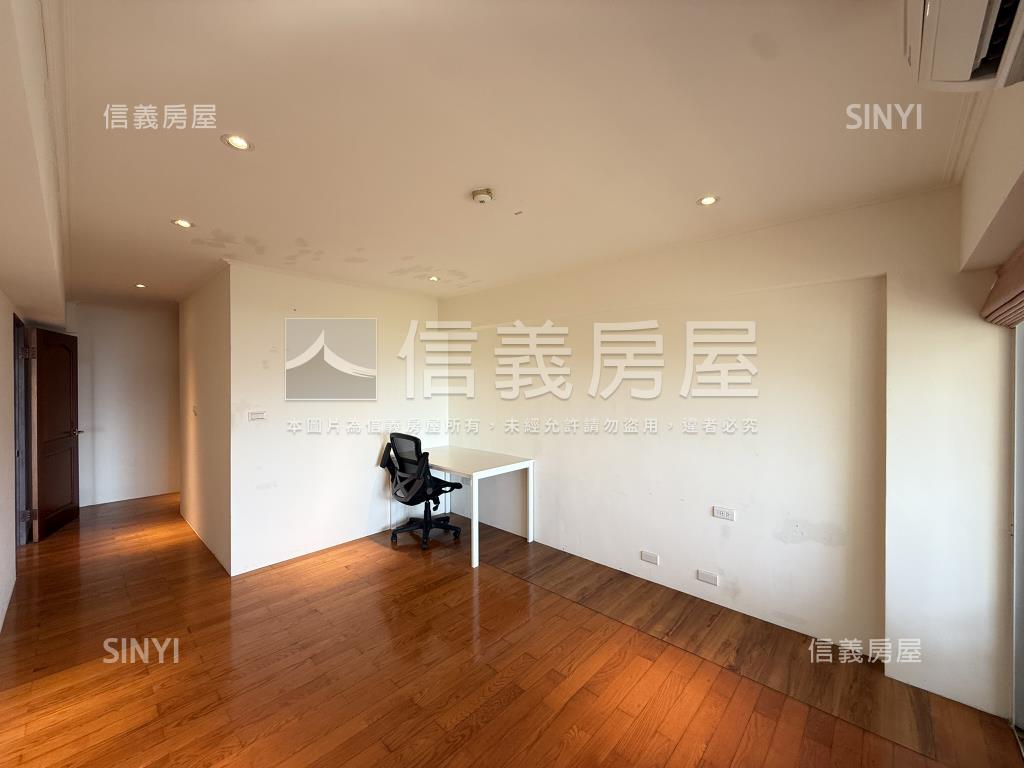 『楓丹白露』三房稀有釋出房屋室內格局與周邊環境