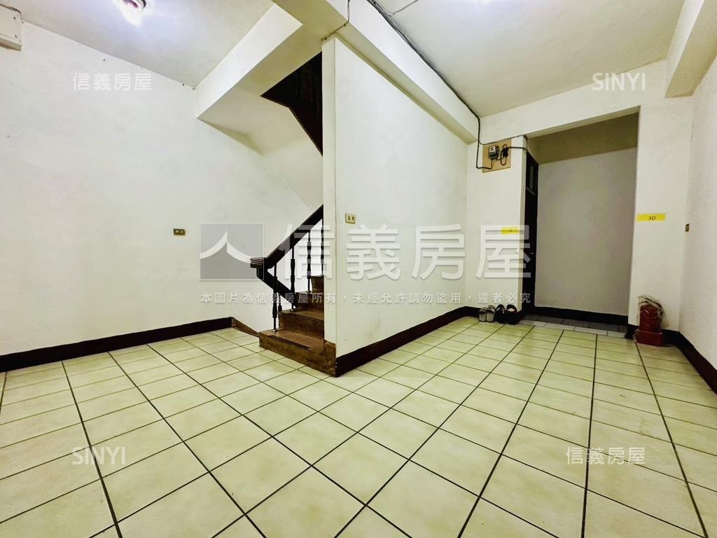 潭子角間店套房屋室內格局與周邊環境