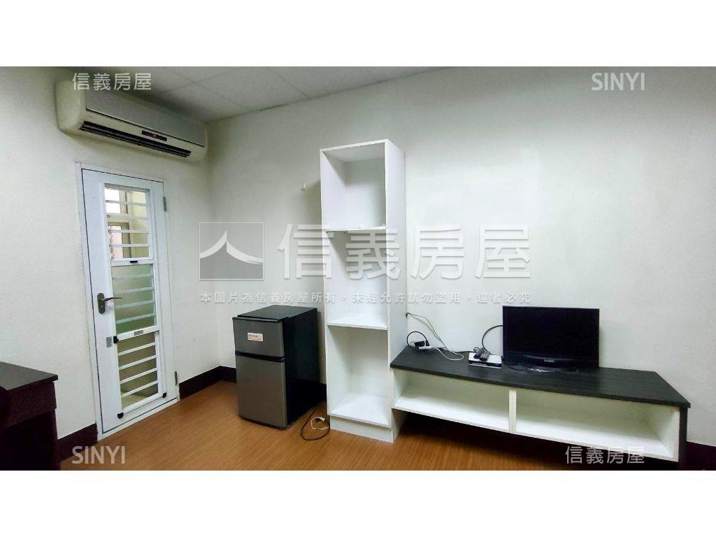文藻熱鬧商圈收租學透房屋室內格局與周邊環境