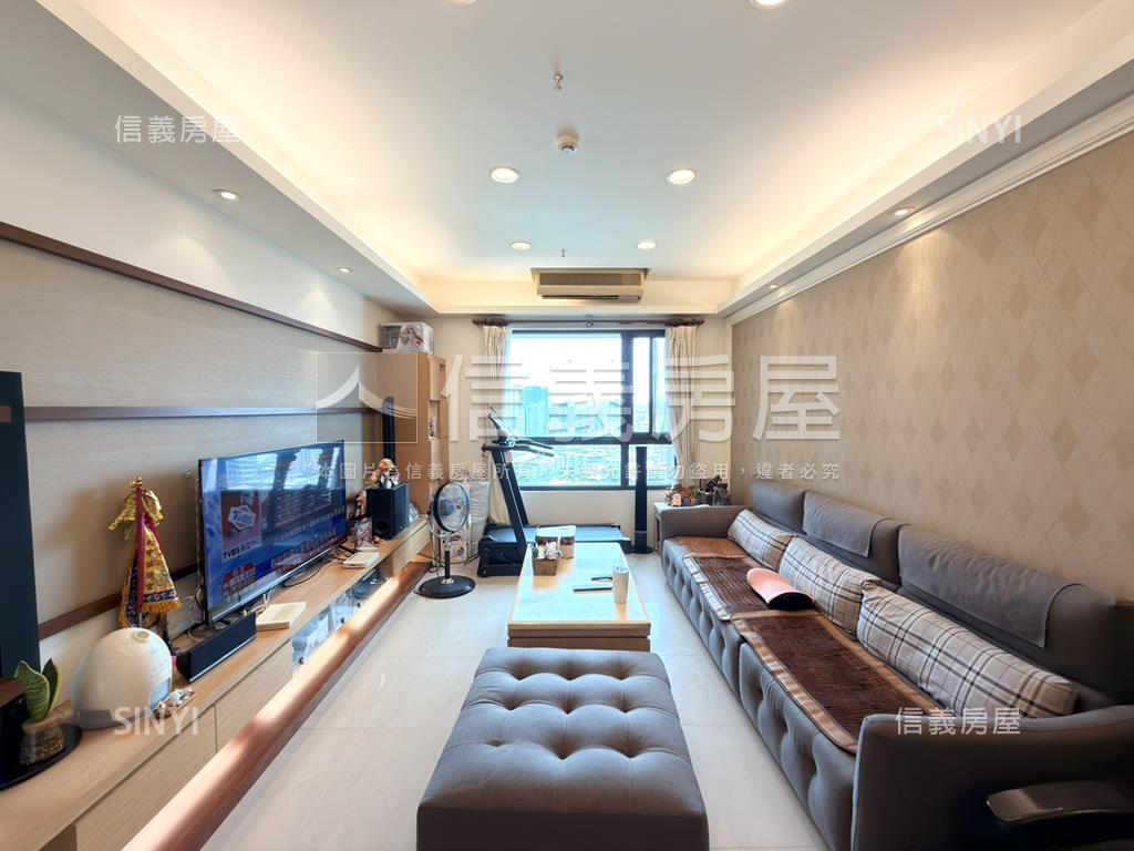 冠德美麗高樓遠景三房車位房屋室內格局與周邊環境