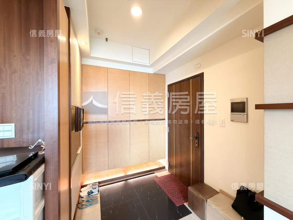 冠德美麗高樓遠景三房車位房屋室內格局與周邊環境