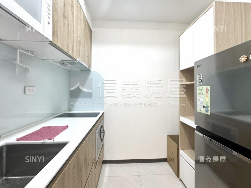 美術白天鵝美居平車房屋室內格局與周邊環境