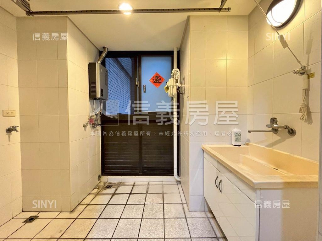 南屯惠宇豐閣優質三房平車房屋室內格局與周邊環境