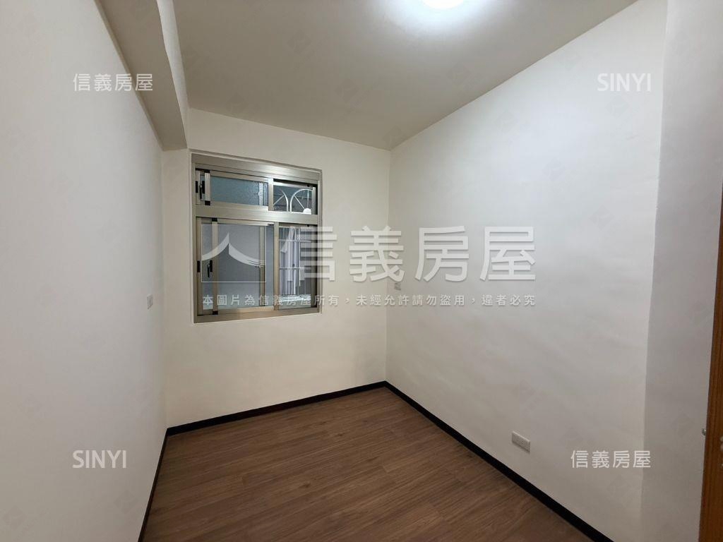 重劃區旁三樓整理公寓房屋室內格局與周邊環境