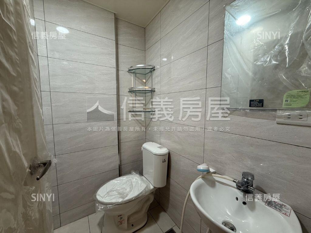 重劃區旁三樓整理公寓房屋室內格局與周邊環境