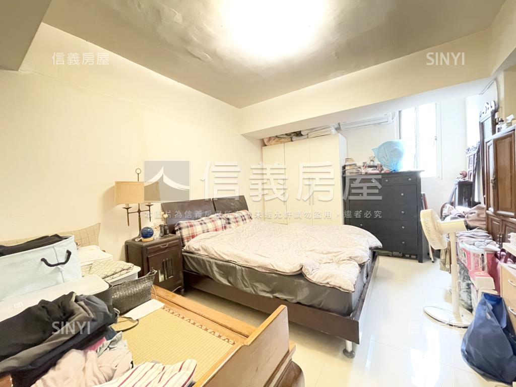 忠孝延吉面寬二樓店辦住房屋室內格局與周邊環境