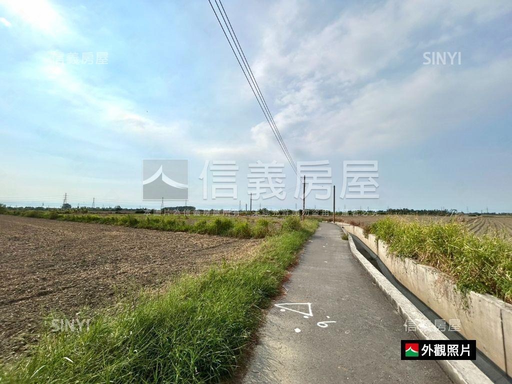 胡厝寮段約八百坪開心農地房屋室內格局與周邊環境