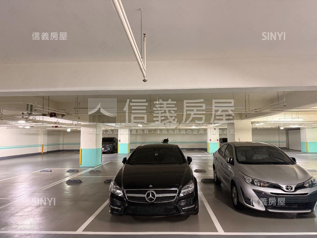 夯四月泊樂稀有平車露臺戶房屋室內格局與周邊環境