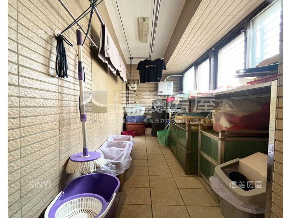 璀璨雅典景觀大空間附車位房屋室內格局與周邊環境
