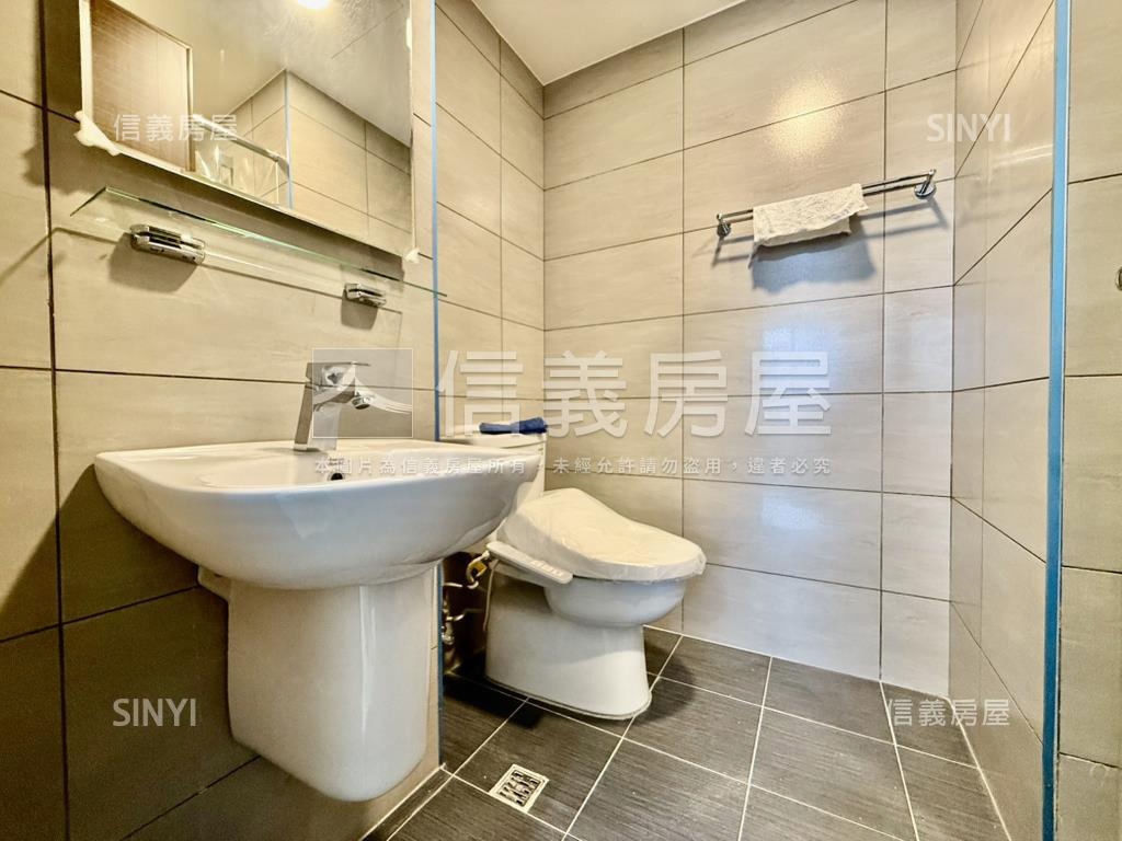 合陽齊美‧朝南‧兩房車位房屋室內格局與周邊環境