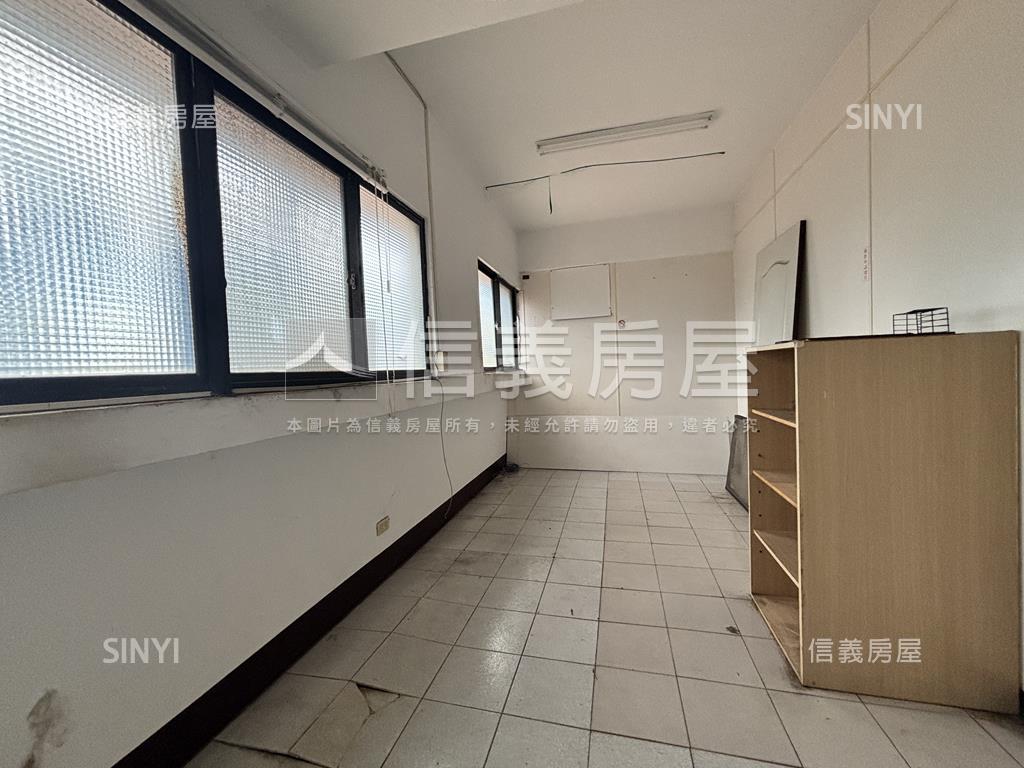 正勤社區｜十米極寬金店房屋室內格局與周邊環境