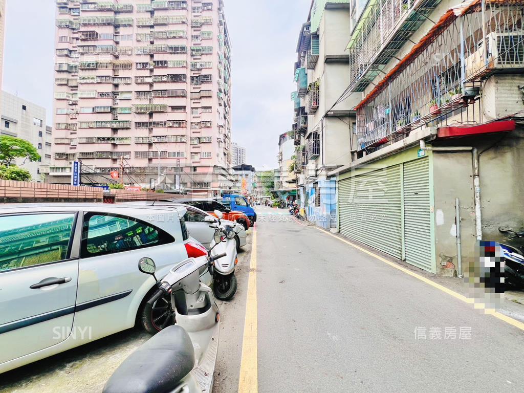 專任精美採光兩房房屋室內格局與周邊環境