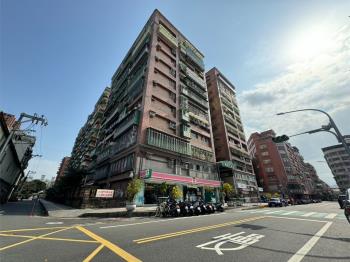 孩子王邊間方正兩房雙陽台