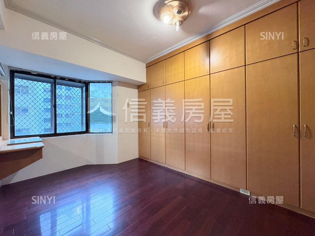 翰陽金墩【專任】三房車位房屋室內格局與周邊環境